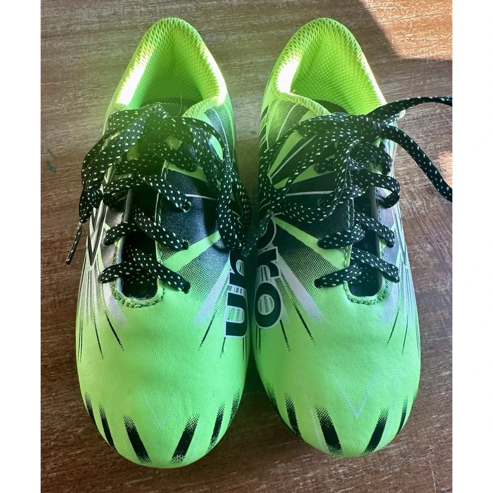 Youth Umbro‎ Arturo Soccer Cleats Shoes Lime Green Black Size 11 Kids